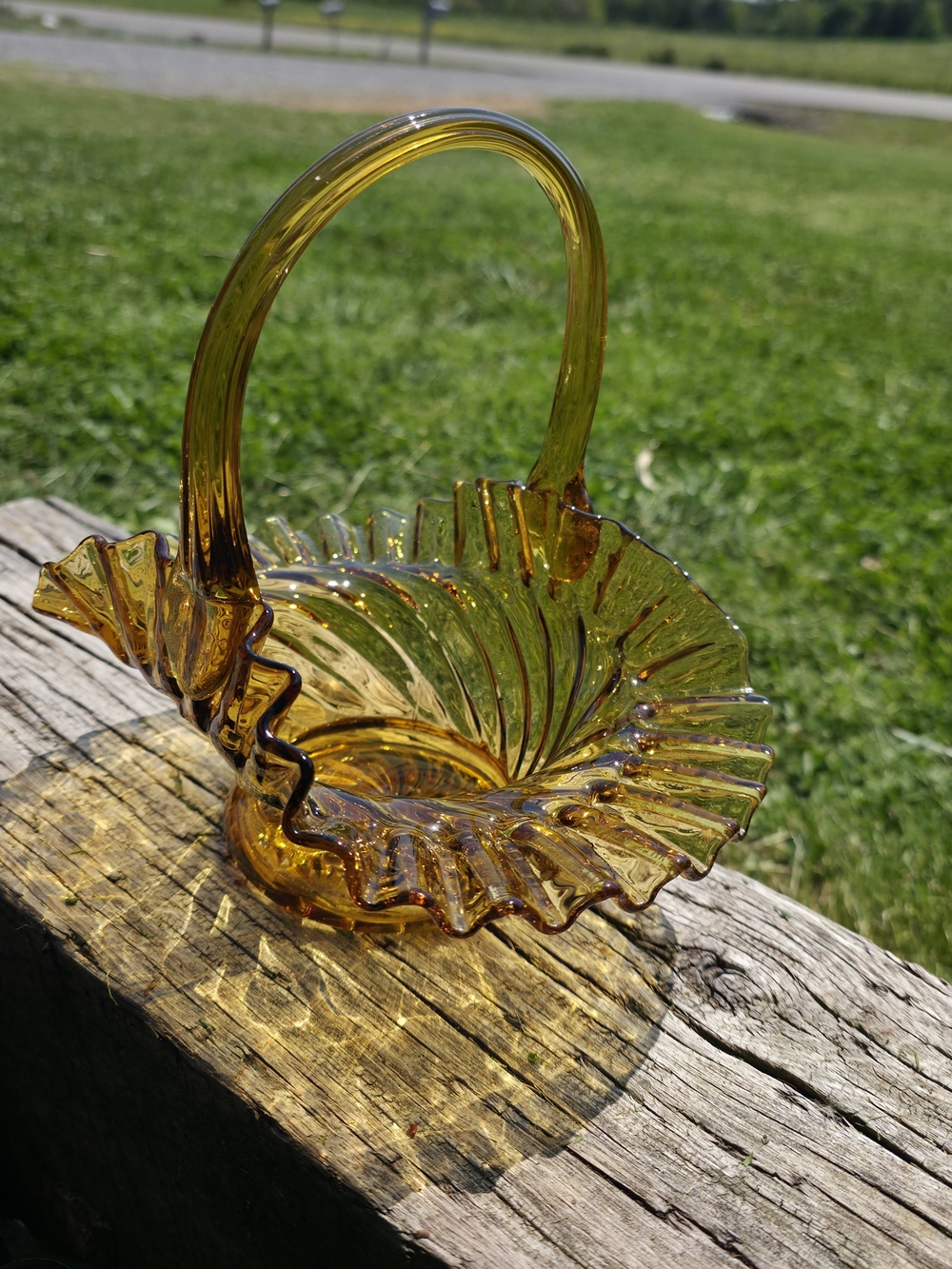 Amber Glass Ruffled Basket - Home Art Decorative Accent - Picture 8 of 8